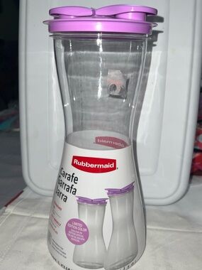 NEW Rubbermaid 2 Qt Carafe Pitcher Purple Limited Edition BPA Free Dishwasher